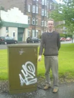 Cllr Fraser Macpherson highlights West End graffiti issue